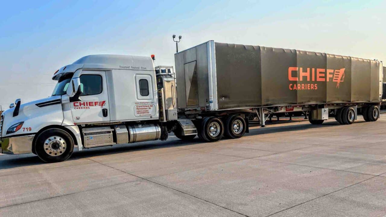 Top Flatbed Companies How to choose. Chief Carriers