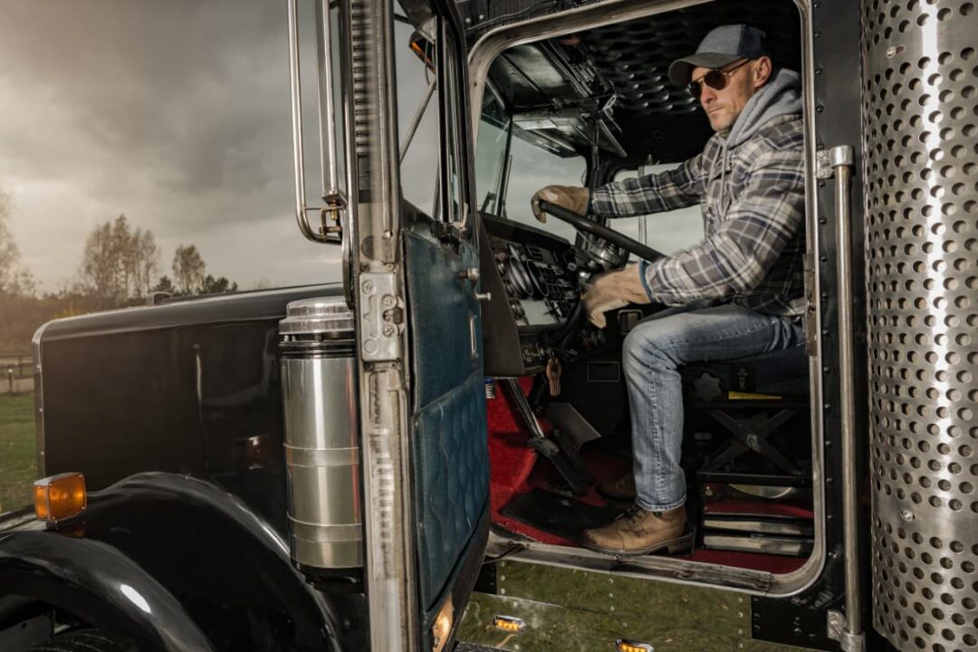 Going from owner-operator to company driver takes some adjustment for the shift to be a successful one.